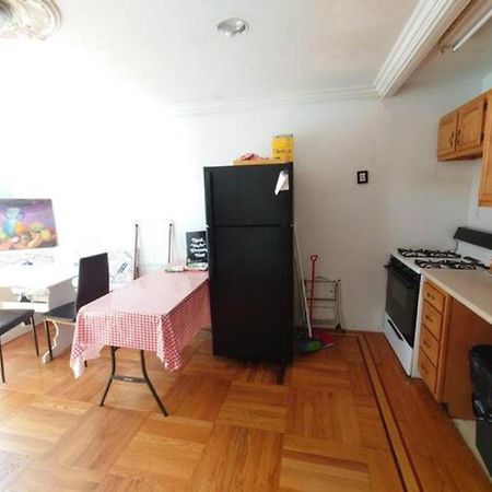 뉴욕 Fawlty Towers In Williamsburg 아파트 외부 사진